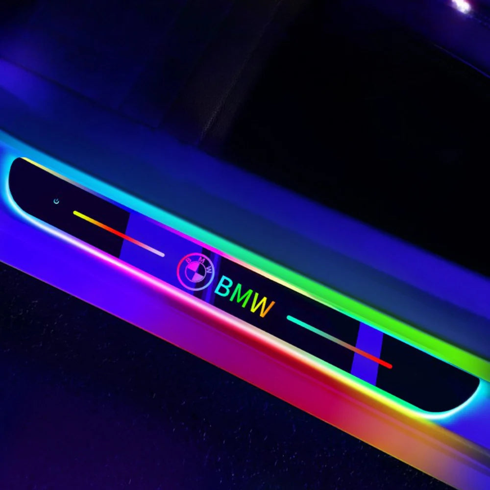 Balení 2 LED prahových lišt do auta